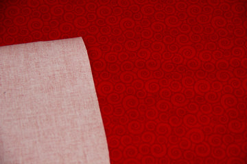 Stoff für Tischdecke rot